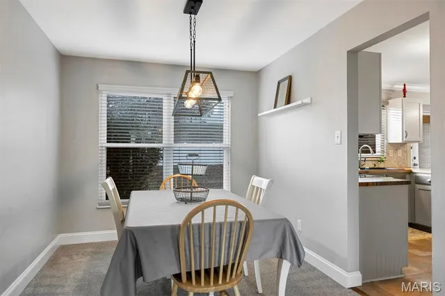 $360,000 | 15 Rockwood Pl Court, Eureka, MO 63025