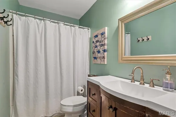 $355,000 | 15 Rockwood Pl Court, Eureka, MO 63025