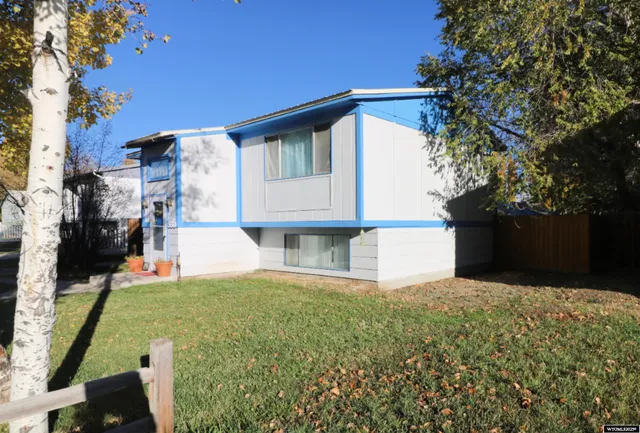 $354,000 | 550 Jefferson Street, Lander, WY 82520