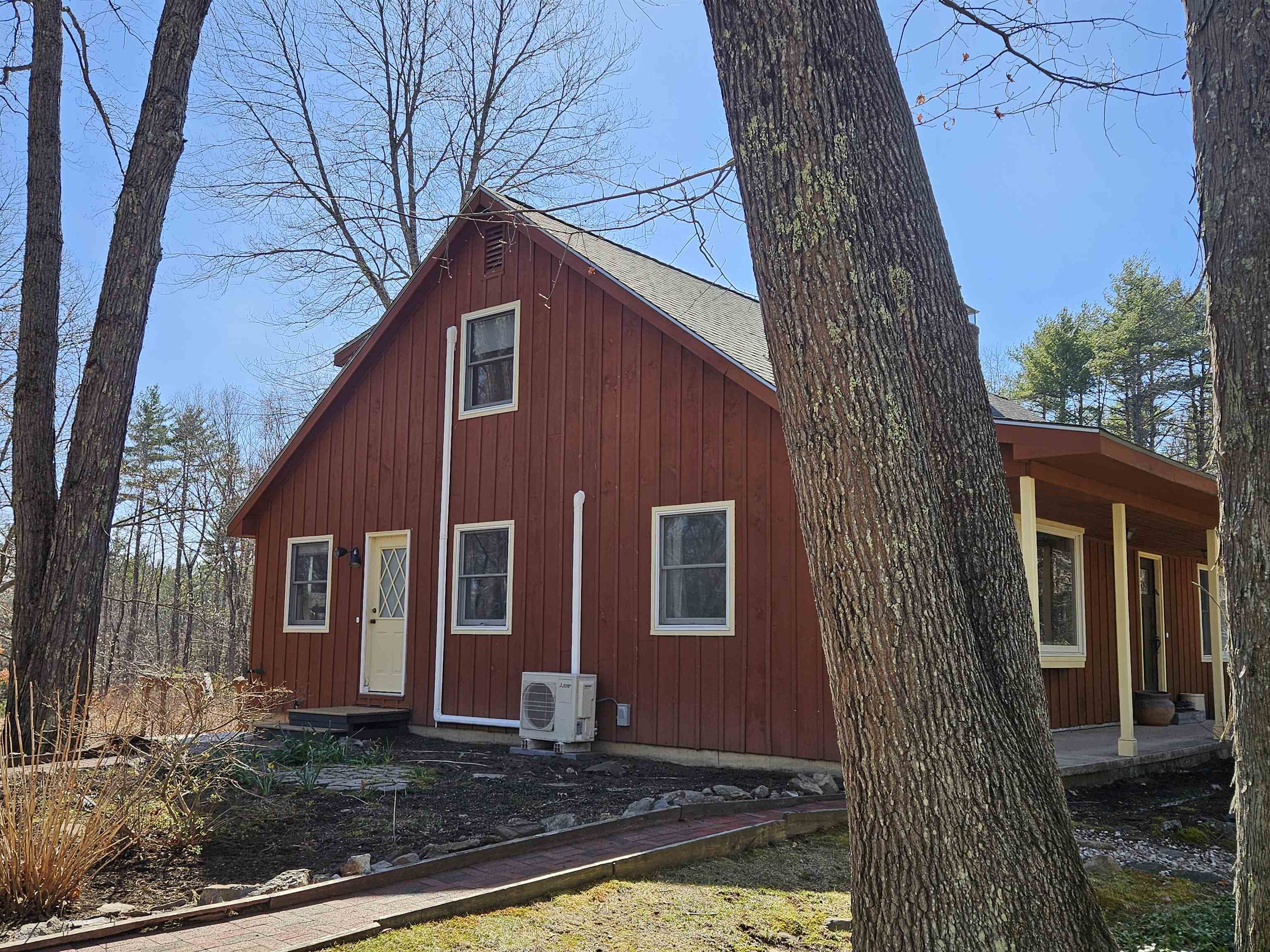 13 Mitchell Road Lee, NH 03861 - Photo 3 of 41