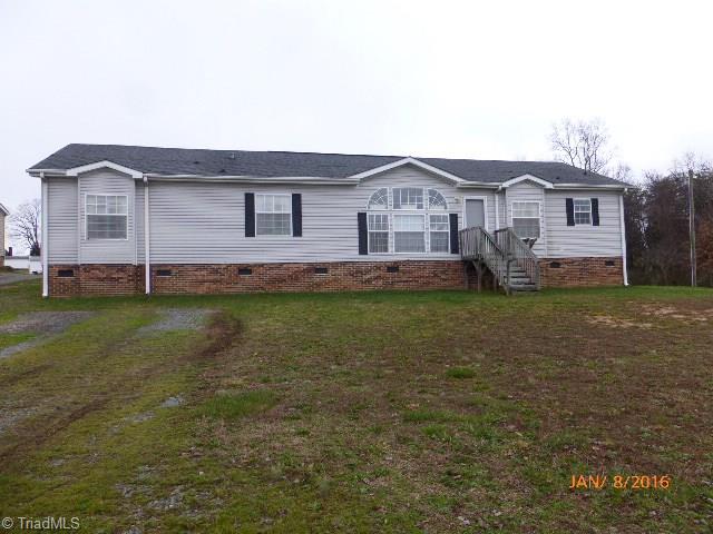 1039 Kayla Ridge Road Walnut Cove, NC 27052 - Photo 1 of 15 Front
