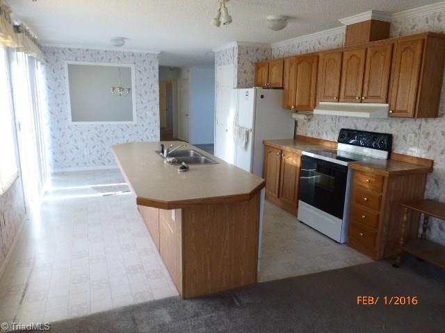 1039 Kayla Ridge Road Walnut Cove, NC 27052 - Photo 6 of 15 Kitchen