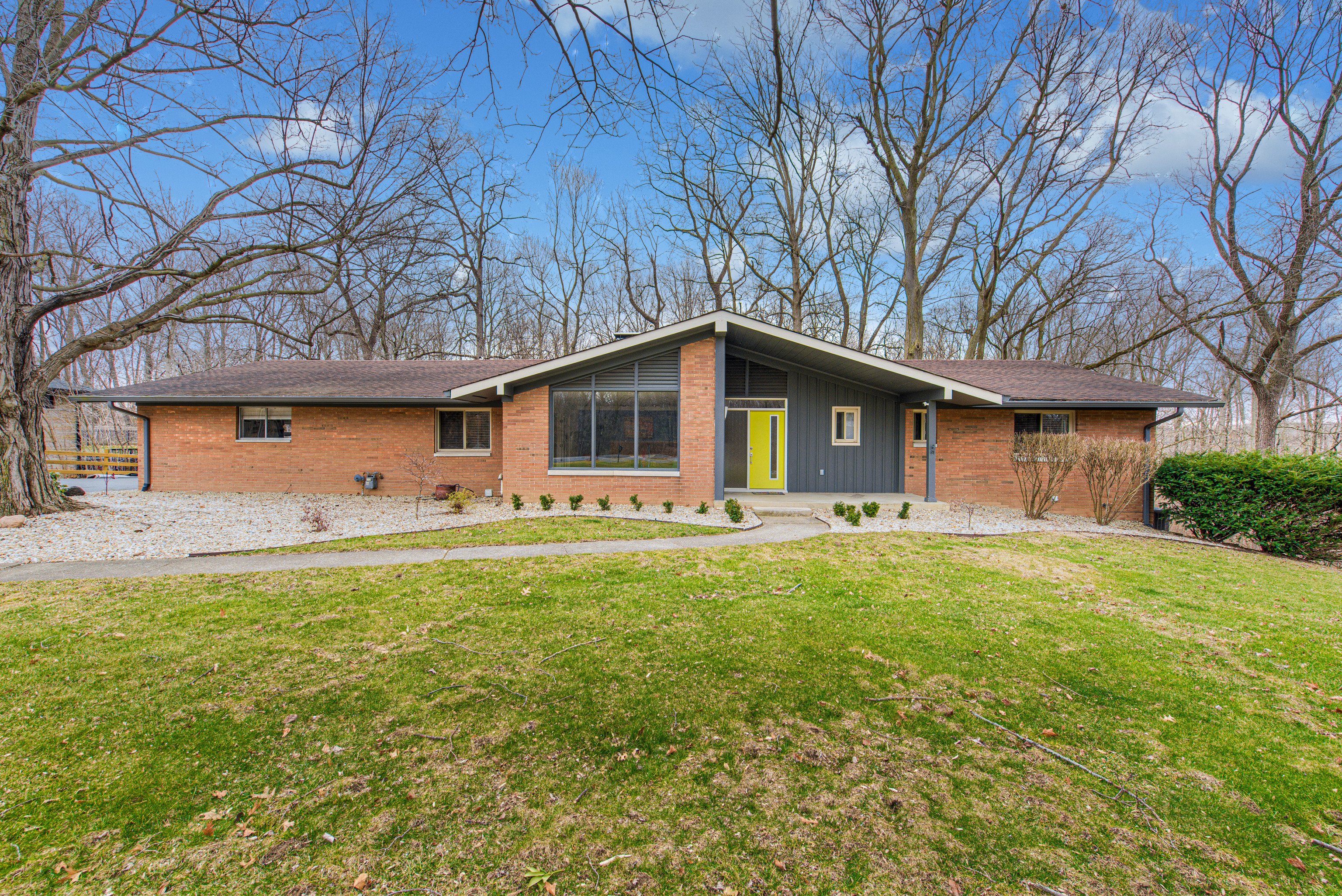 6941 Lantern Road Indianapolis, IN 46256 - Photo 1 of 66 Gallery Image 1