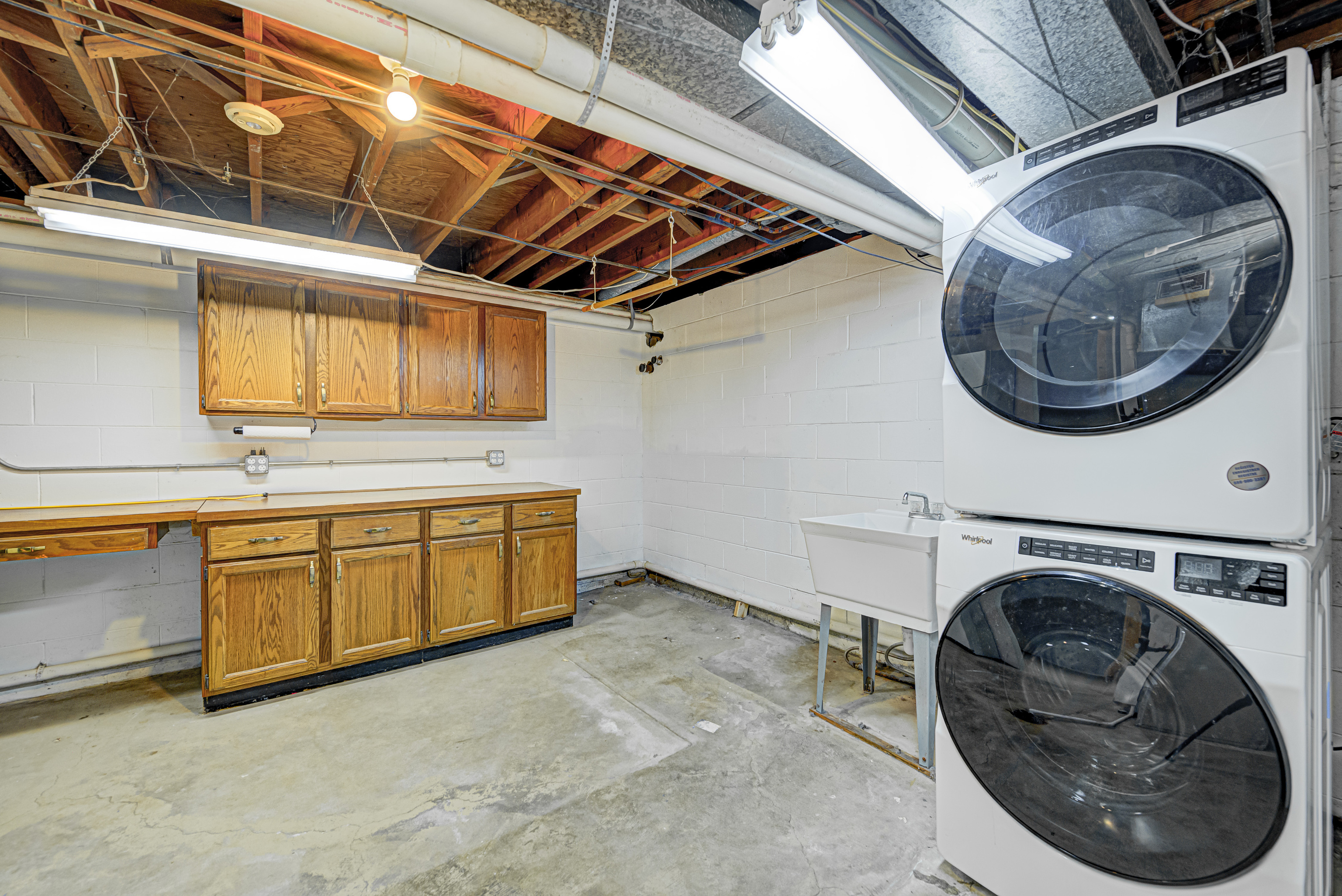 6941 Lantern Road Indianapolis, IN 46256 - Photo 45 of 66 Gallery Image 45