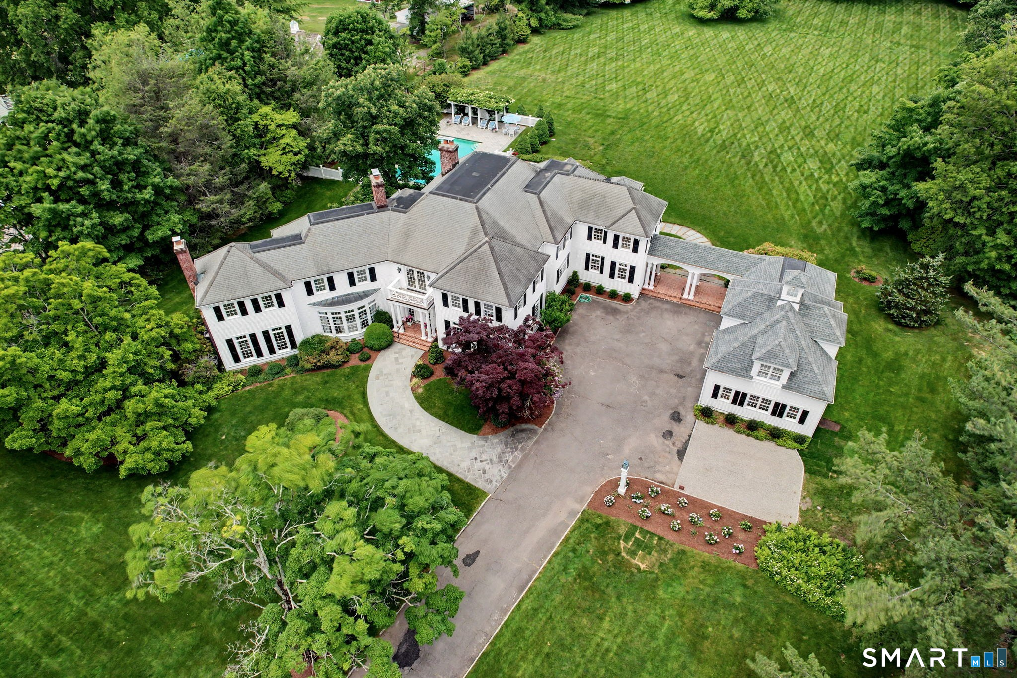 800 Verna Hill Road Fairfield, CT 06824 - Photo 3 of 39