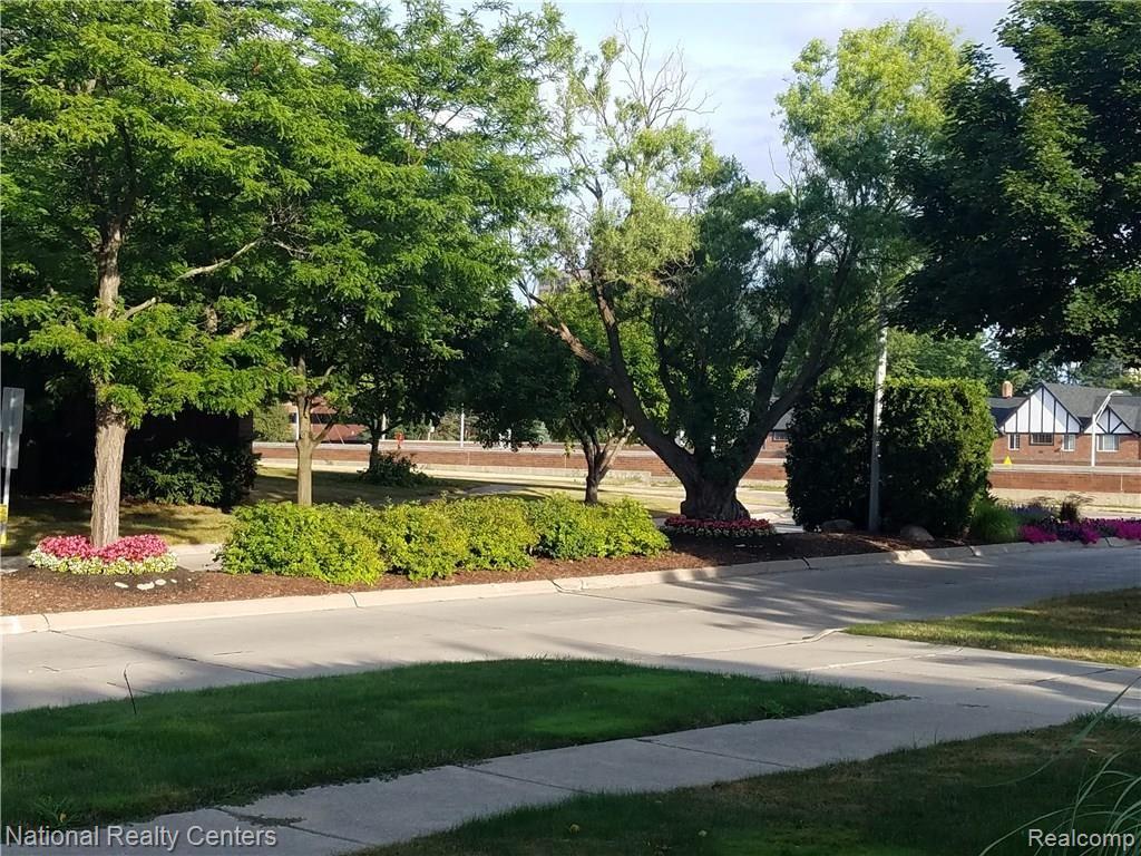 27045 Harvard Road Southfield, MI 48076 - Photo 61 of 66