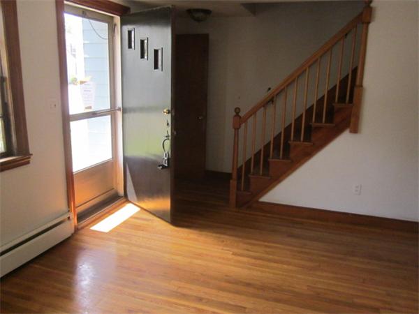 92 Robinwood Road Dedham, MA 02026 - Photo 3 of 11 Gallery Image 3