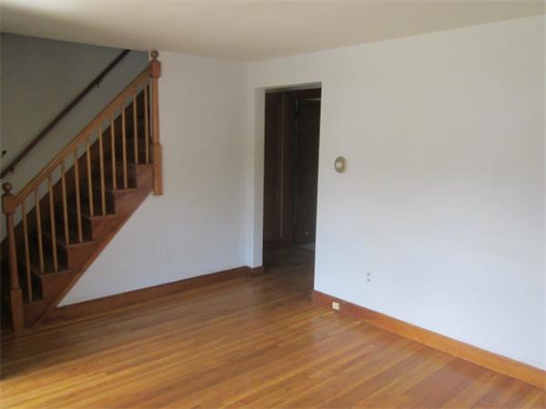 92 Robinwood Road Dedham, MA 02026 - Photo 4 of 11 Gallery Image 4