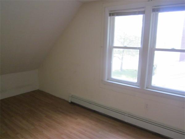 92 Robinwood Road Dedham, MA 02026 - Photo 8 of 11 Gallery Image 8