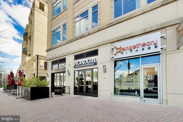 $1,750 | 1720 North Quinn Street, Unit 201, Arlington, VA 22209