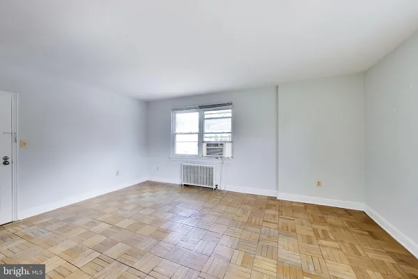 $1,750 | 1720 North Quinn Street, Unit 201, Arlington, VA 22209
