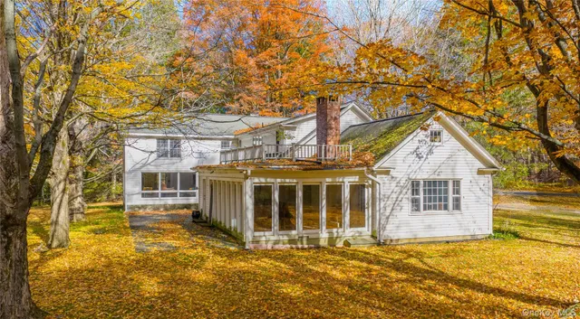 front view of house with a yard