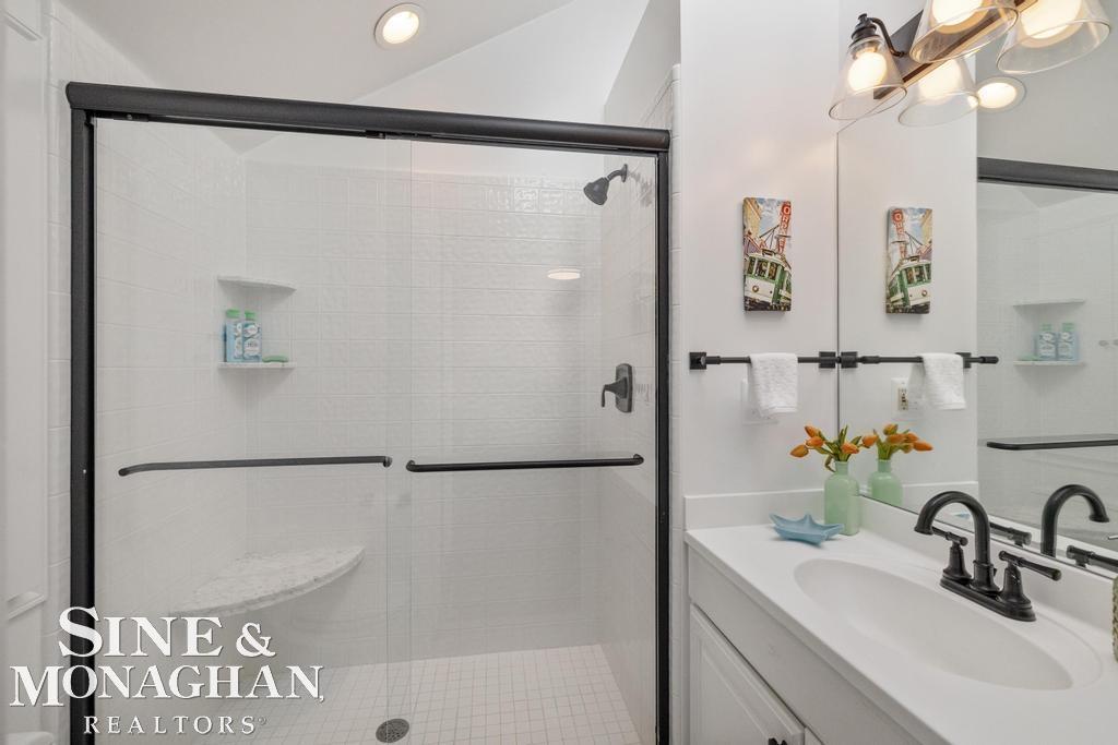 312 Cloverly Road Grosse Pointe Farms, MI 48236 - Photo 45 of 89