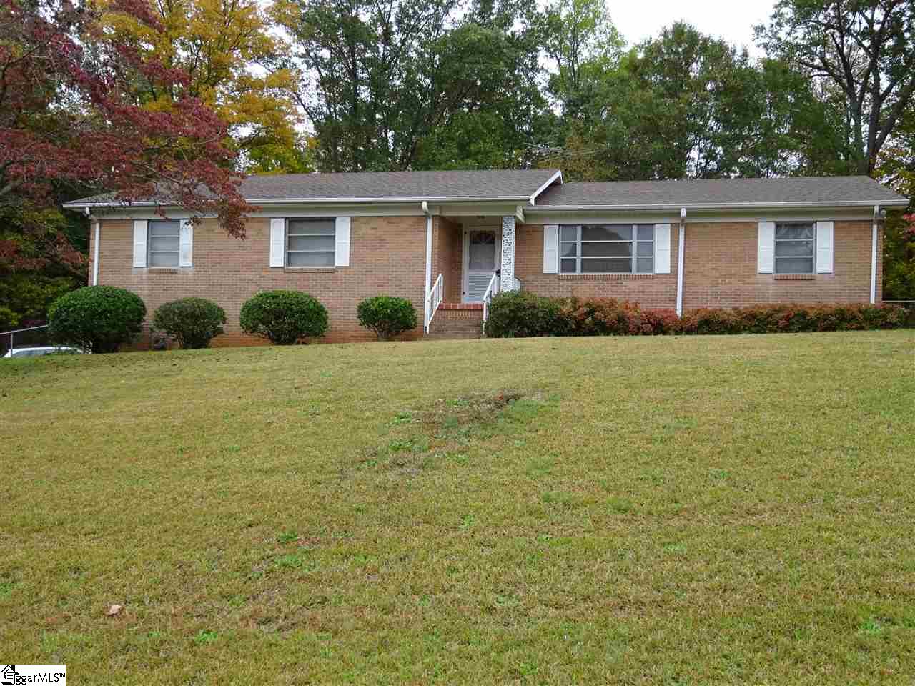 508 Tryon Street Greer, SC 29651 - Photo 1 of 13