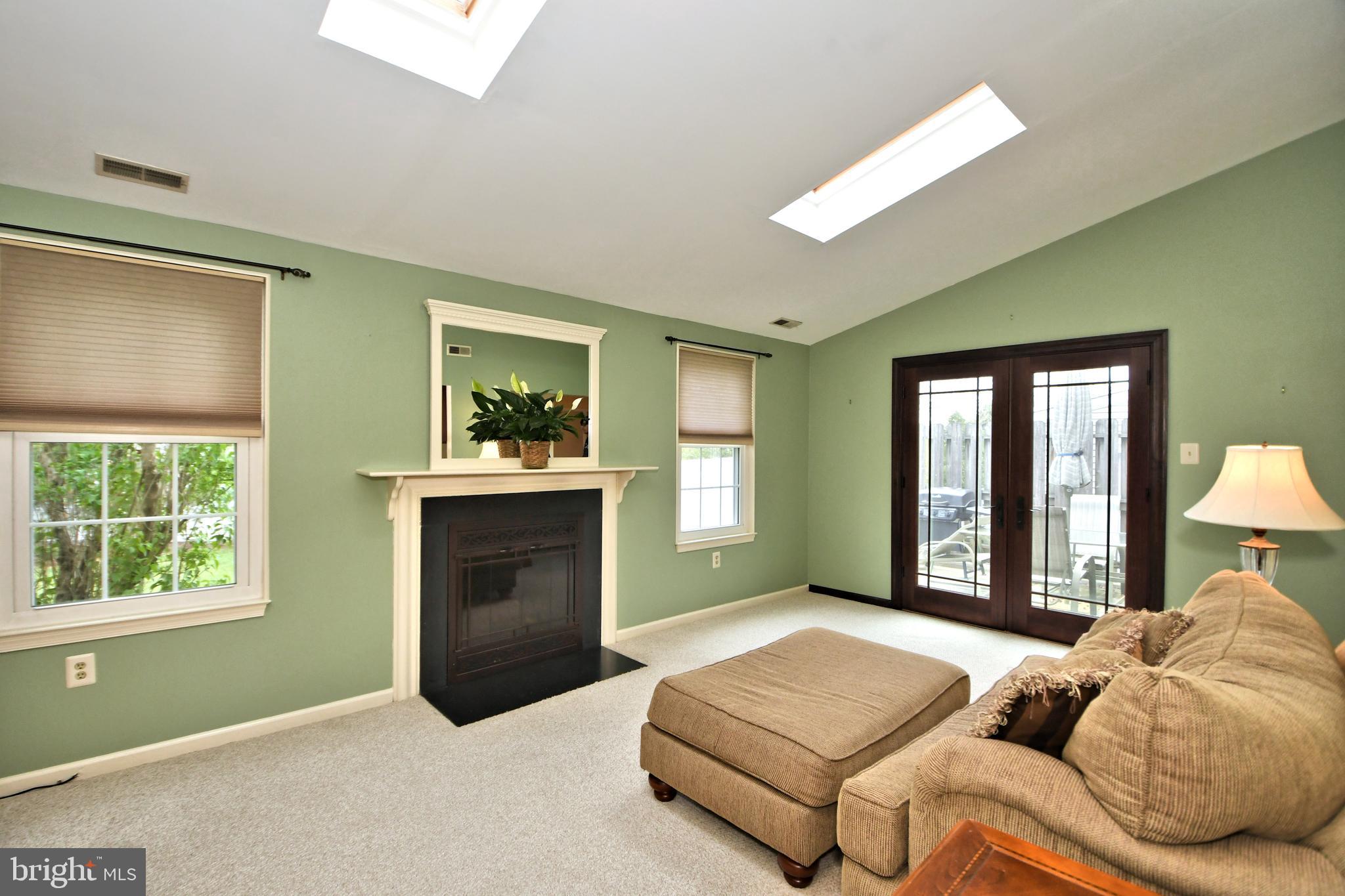 37 South Timber Road Southampton, PA 18966 - Photo 24 of 55 family room