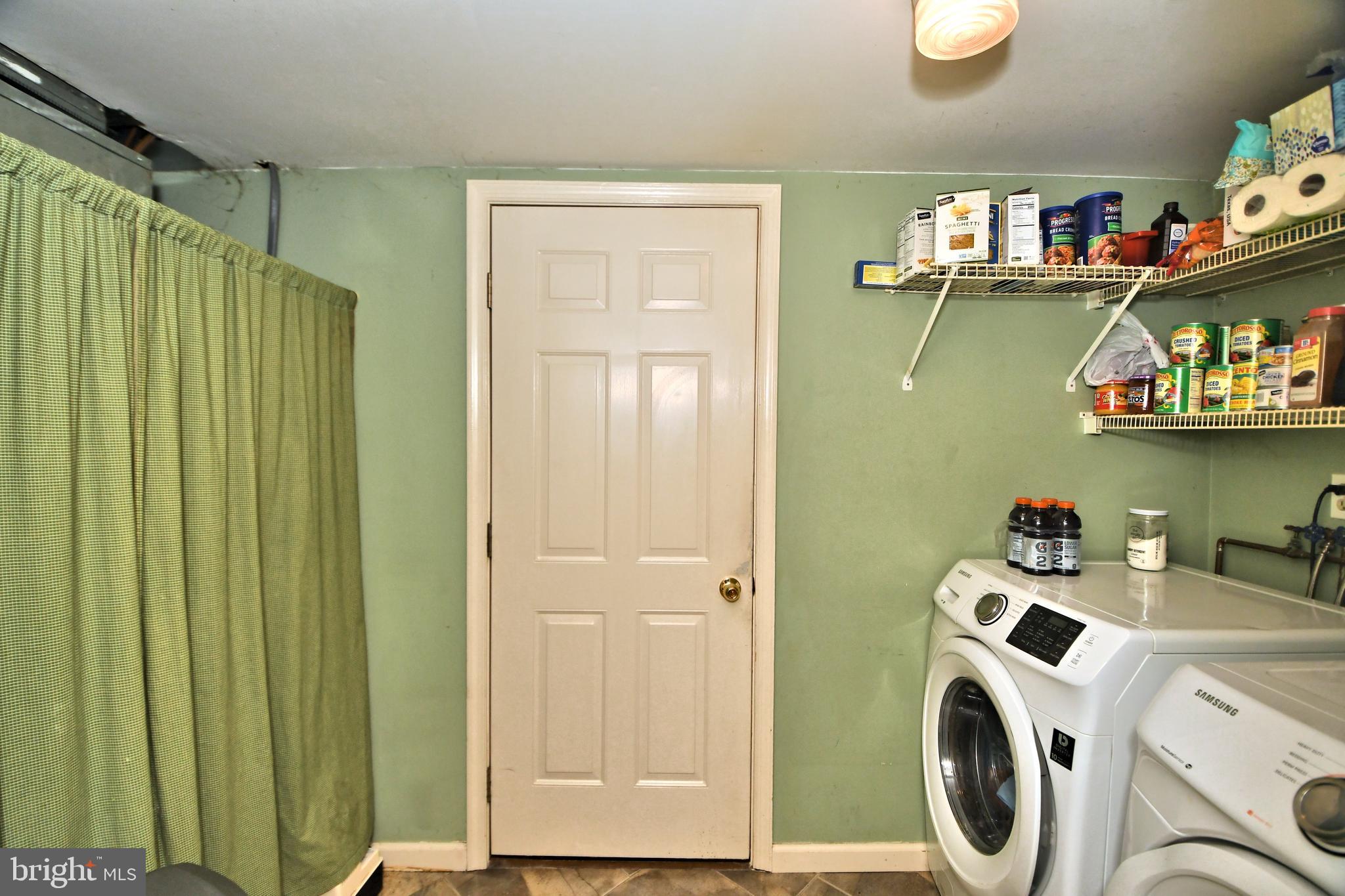 37 South Timber Road Southampton, PA 18966 - Photo 29 of 55 laundry room
