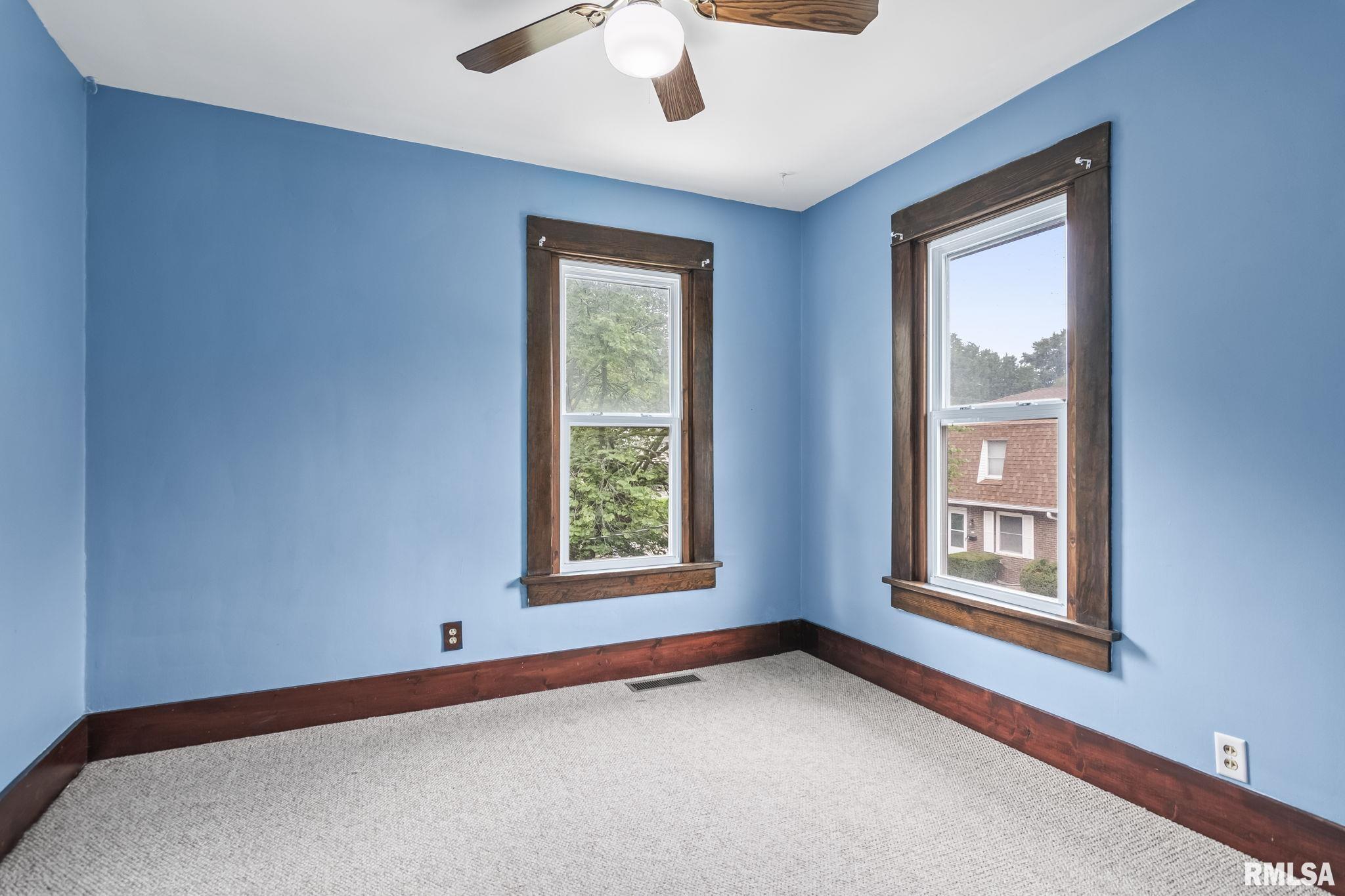 211 South Walnut Street Springfield, IL 62704 - Photo 24 of 38