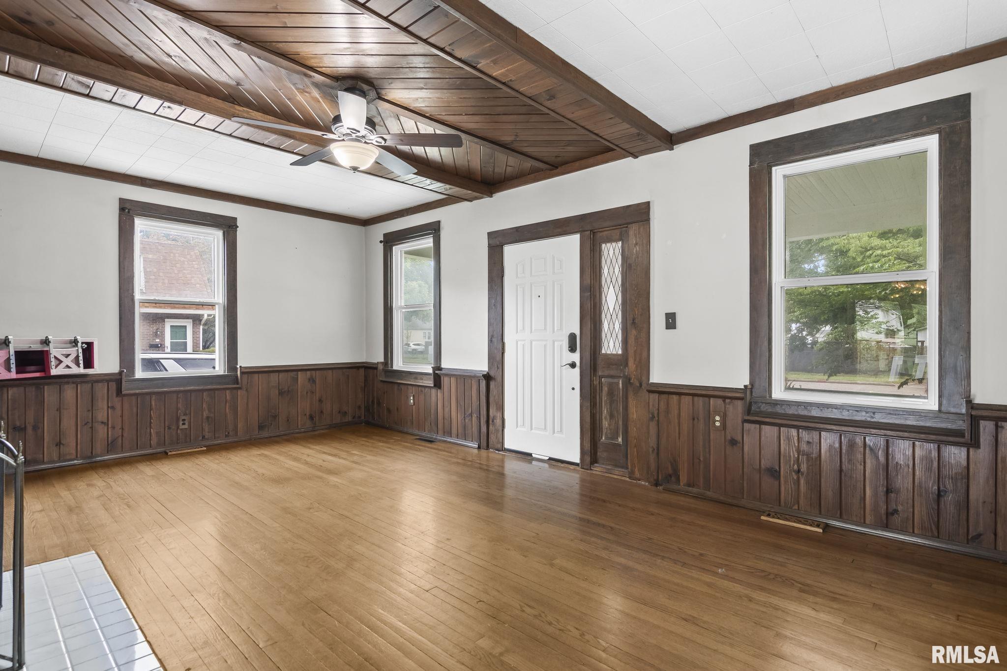211 South Walnut Street Springfield, IL 62704 - Photo 5 of 38