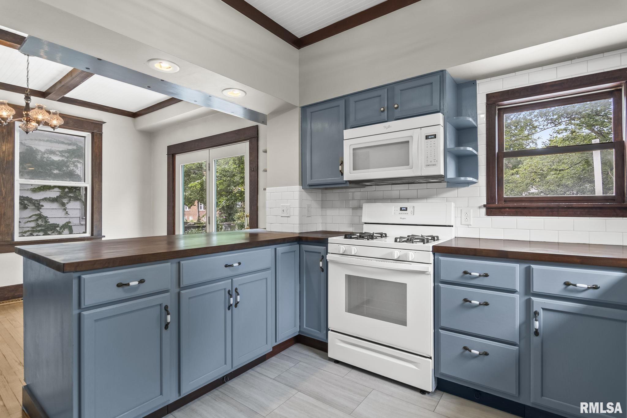 211 South Walnut Street Springfield, IL 62704 - Photo 8 of 38