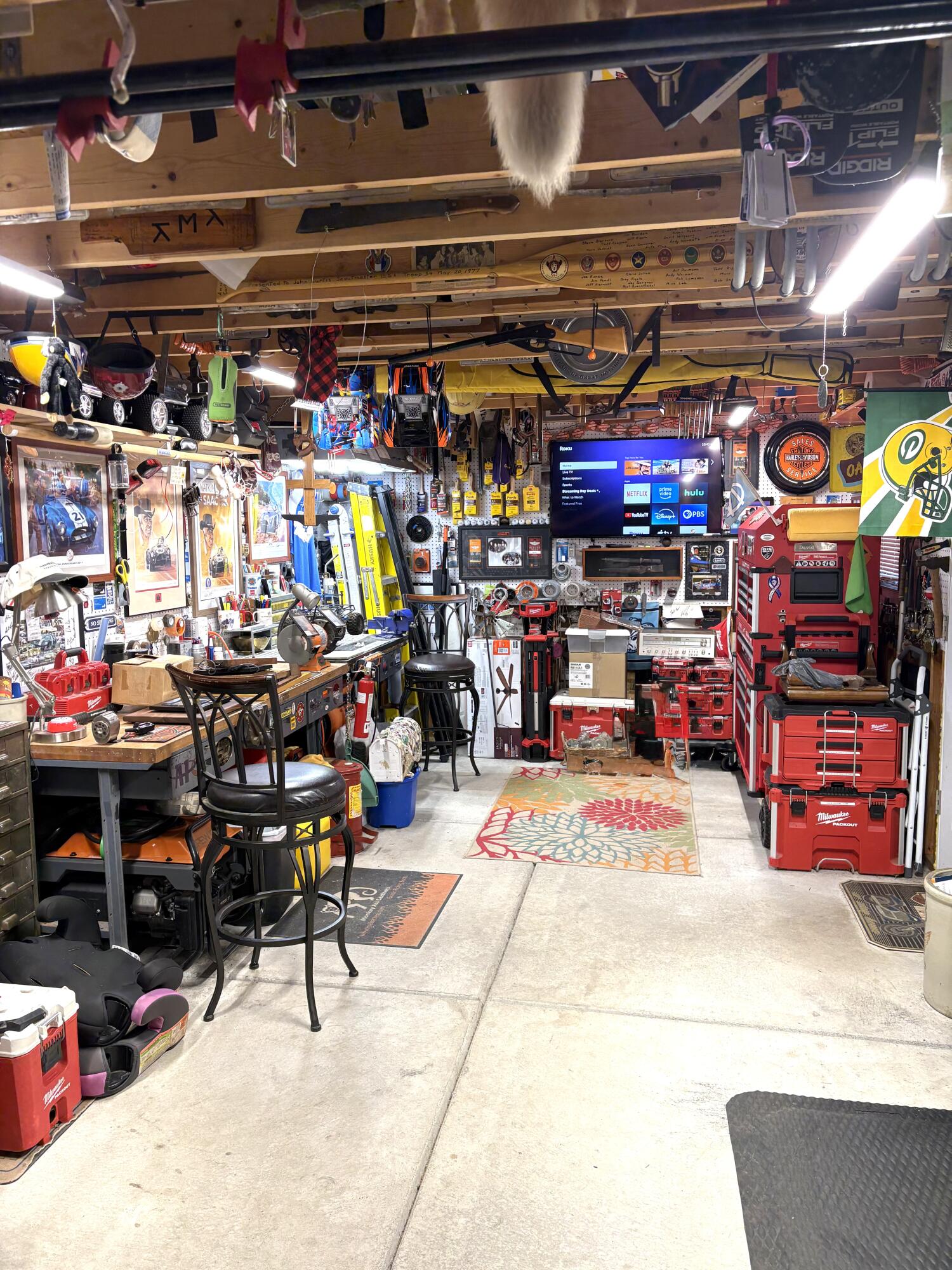 W376S4887 East Pretty Lake Road Ottawa, WI 53118 - Photo 57 of 61 Workshop in Heated Garage