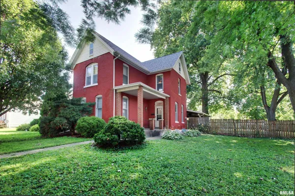 $180,000 | 609 South 13th Street, Quincy, IL 62301