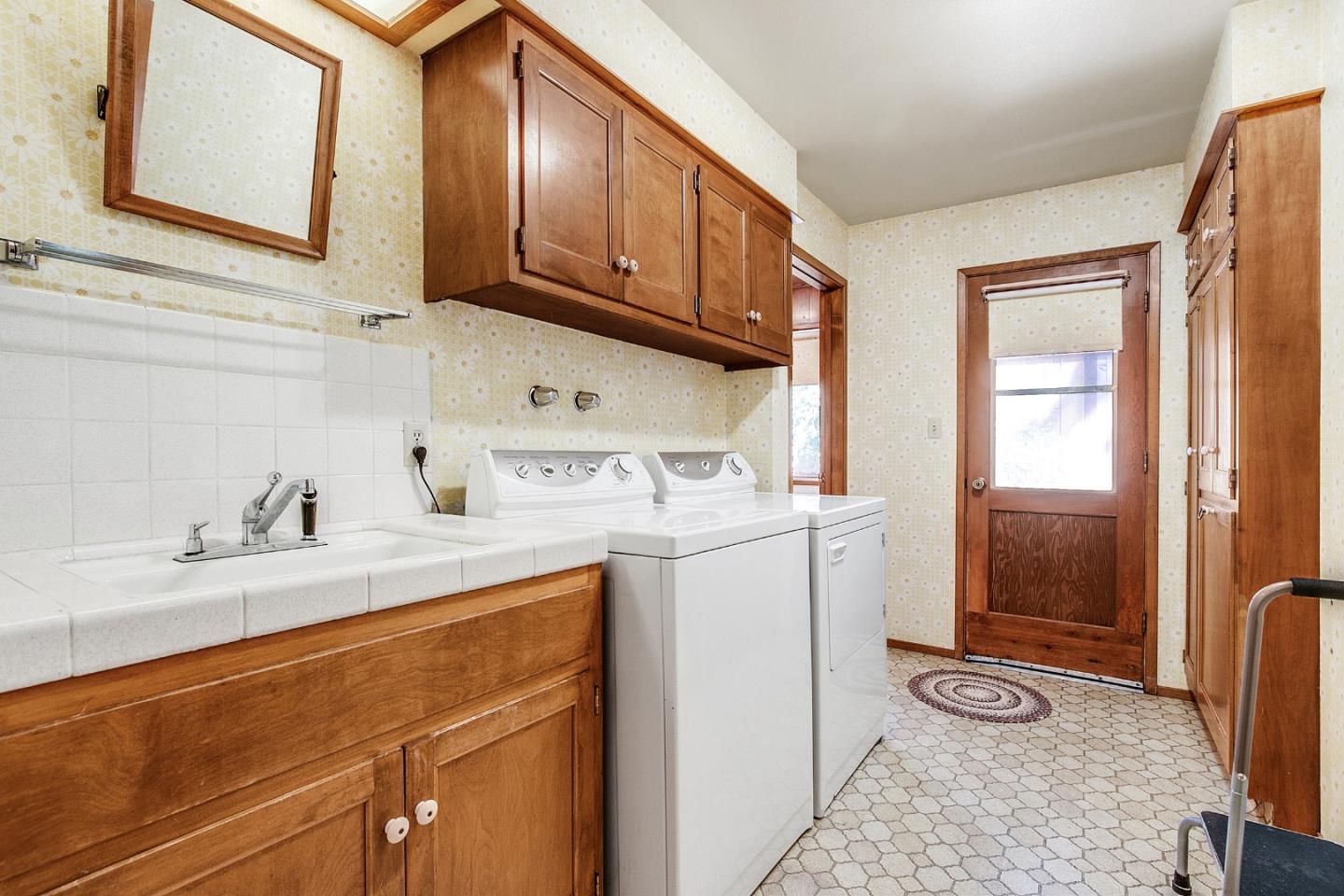 4683 Ewing Road Castro Valley, CA 94546 - Photo 39 of 68 Gallery Image 39