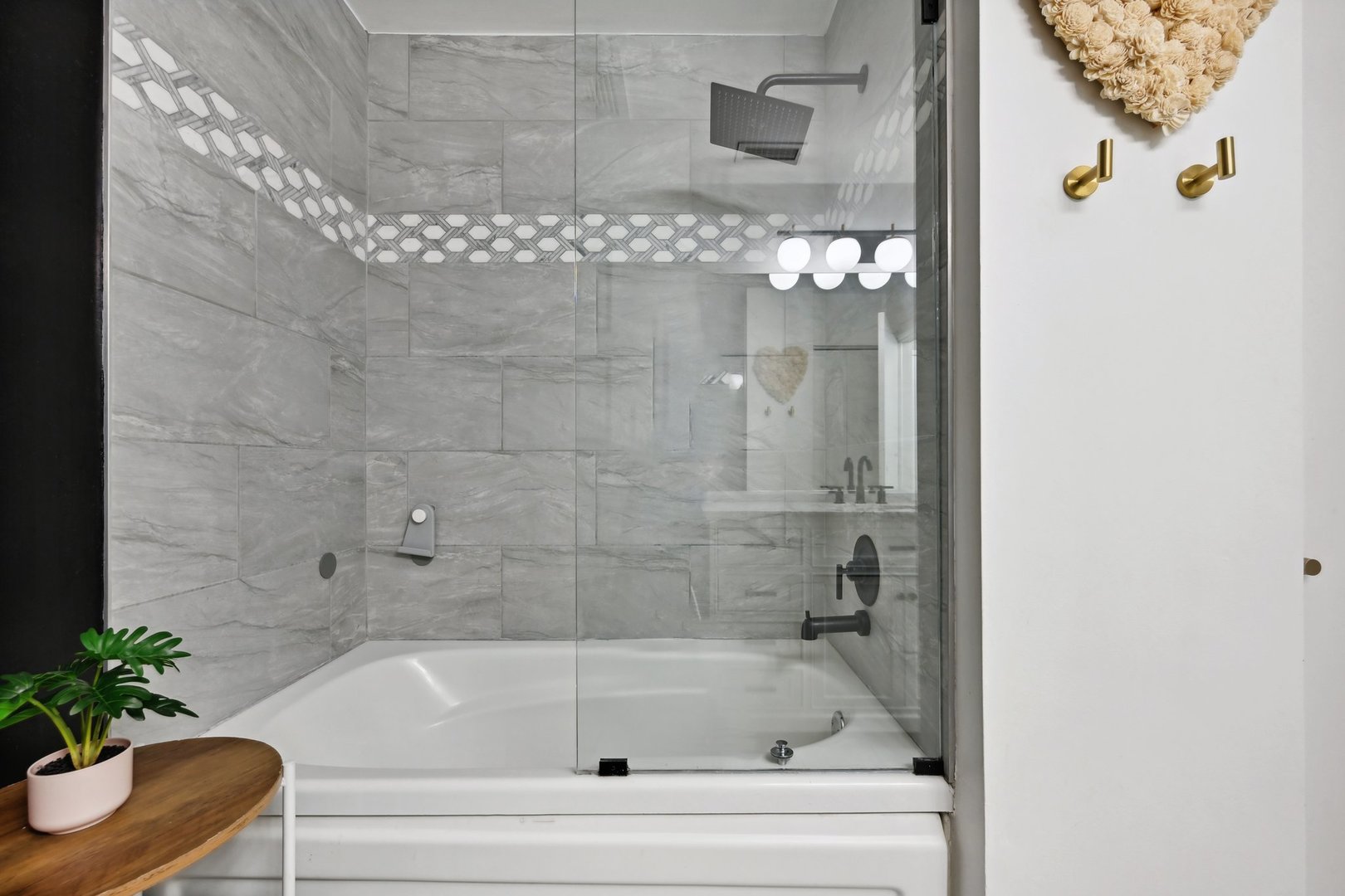 111 South Morgan Street, Unit 425 Chicago, IL 60607 - Photo 6 of 47 Gallery Image 6