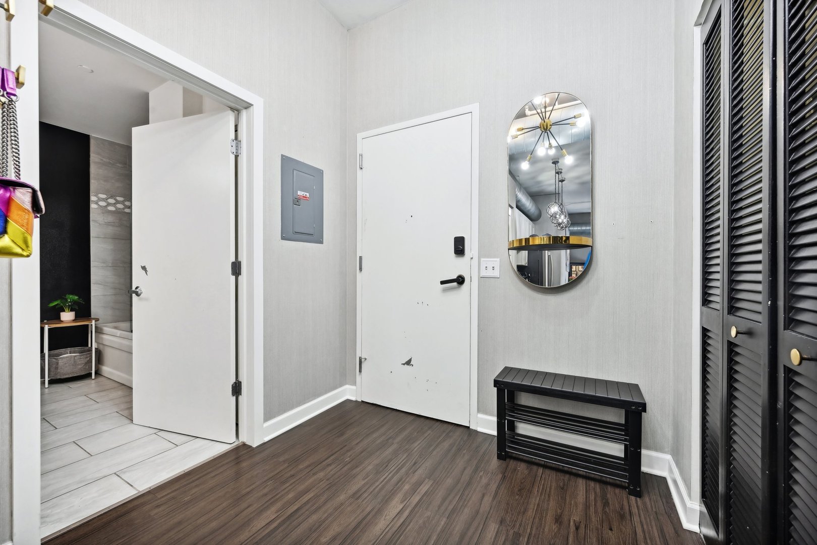 111 South Morgan Street, Unit 425 Chicago, IL 60607 - Photo 9 of 47 Gallery Image 9