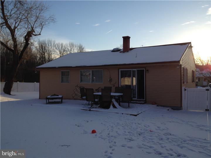 4 Walden Road Marlton, NJ 08053 - Photo 3 of 10 Exterior Back