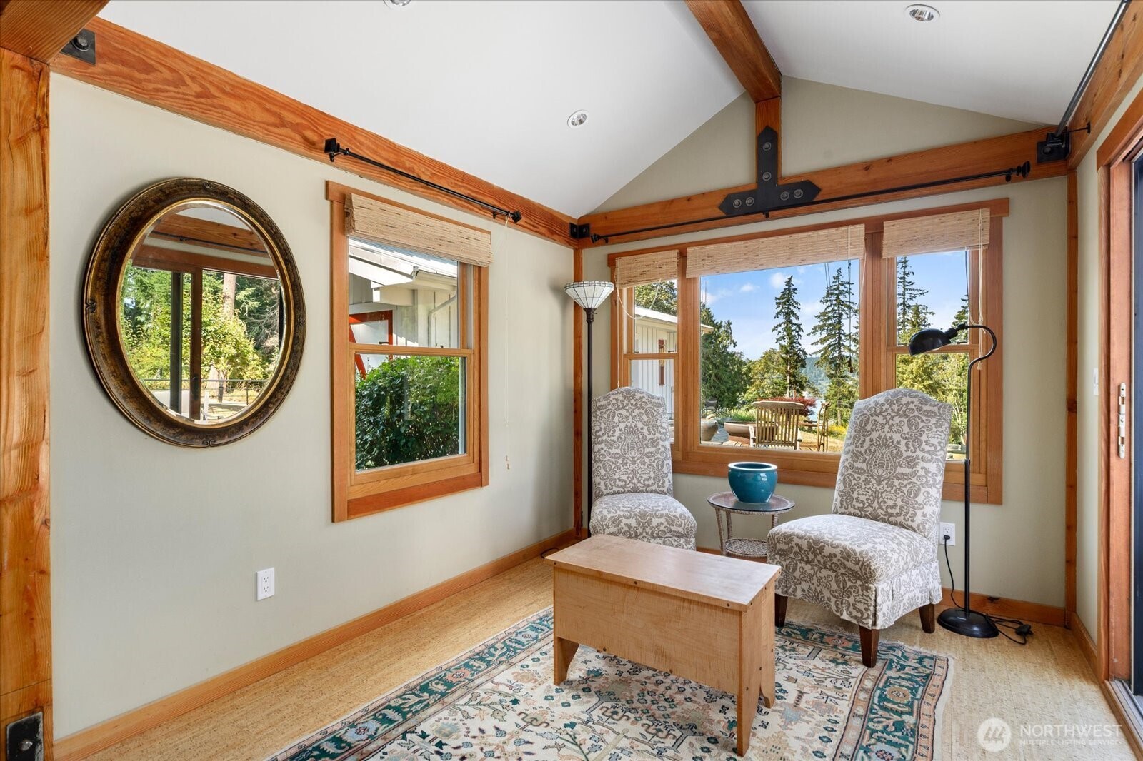 8015 Cultus Bay Road Clinton, WA 98236 - Photo 31 of 40 Gallery Image 31
