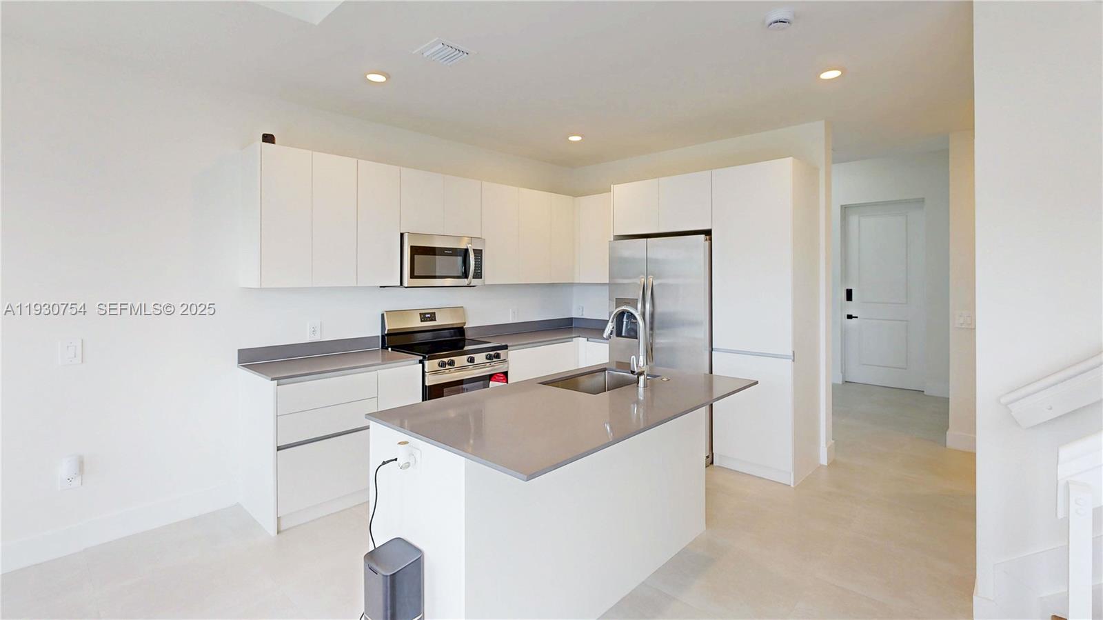 18936 Southwest 344th Terrace Homestead, FL 33034 - Photo 18 of 83