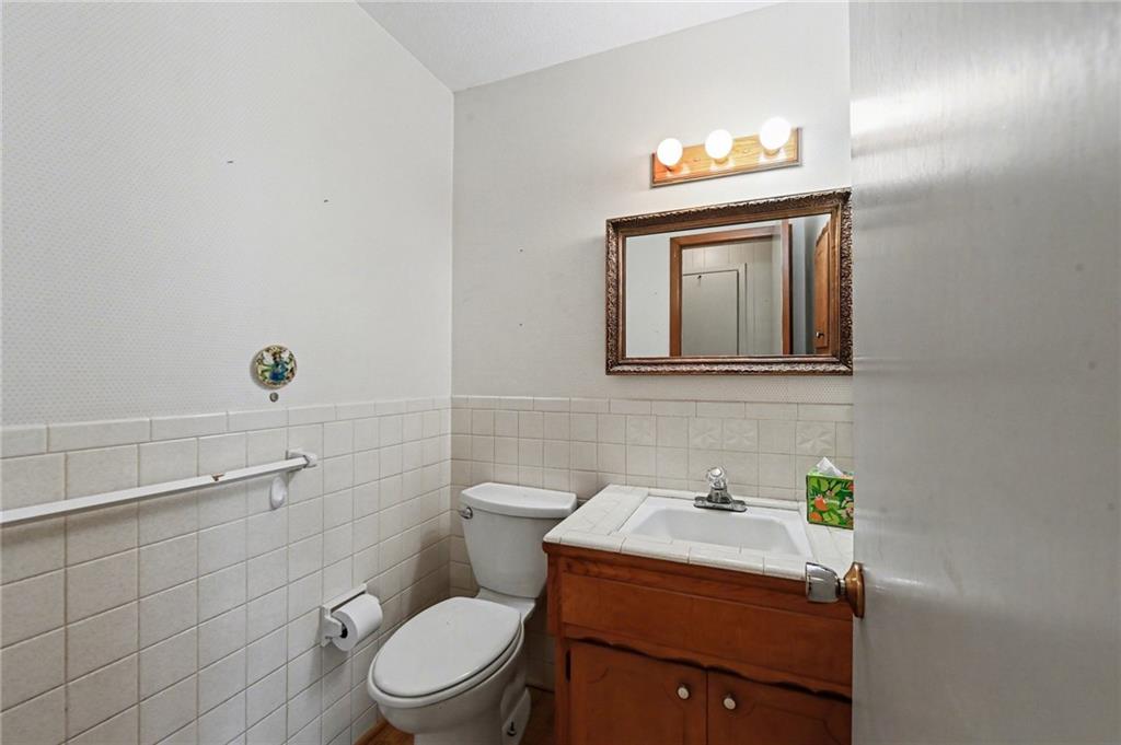 6640 Pflumm Road Shawnee, KS 66216 - Photo 15 of 32