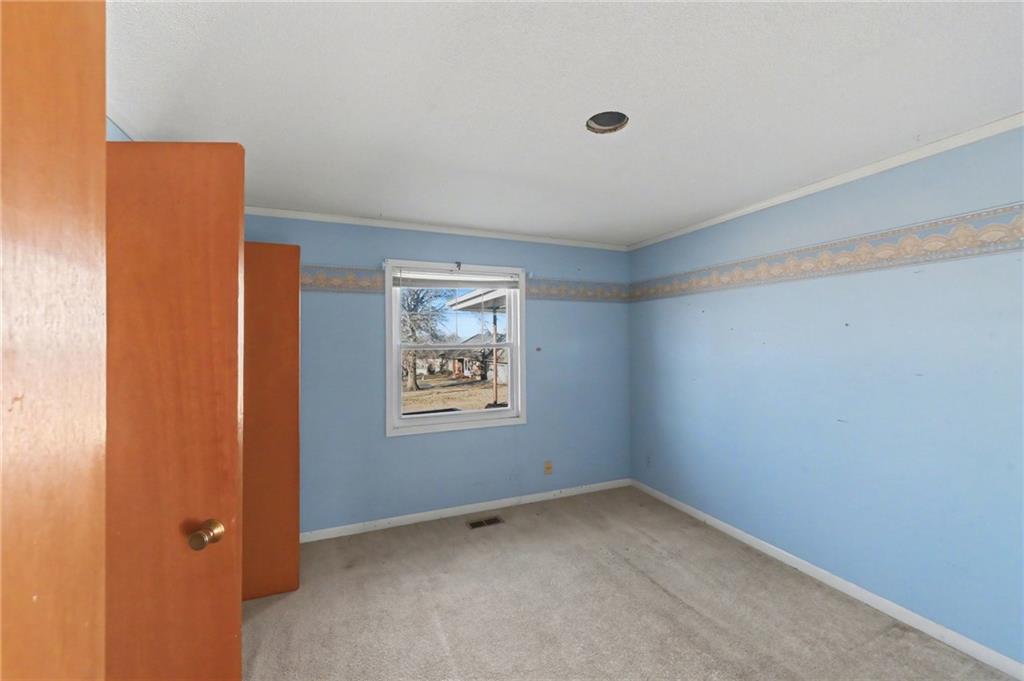 6640 Pflumm Road Shawnee, KS 66216 - Photo 16 of 32