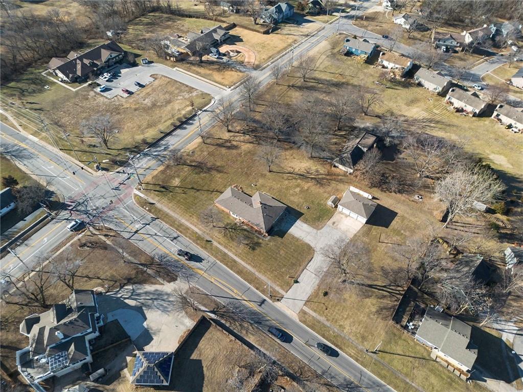 6640 Pflumm Road Shawnee, KS 66216 - Photo 29 of 32