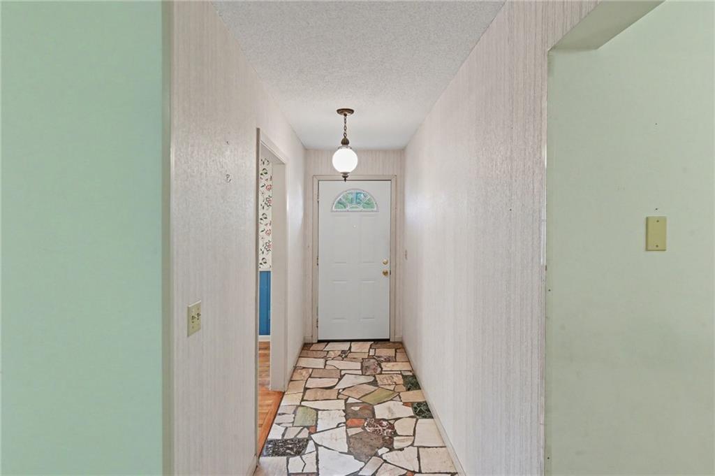 6640 Pflumm Road Shawnee, KS 66216 - Photo 6 of 32