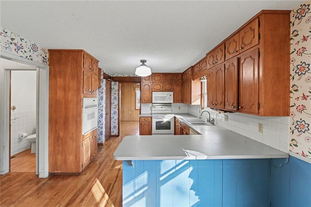 6640 Pflumm Road Shawnee, KS 66216 - Photo 9 of 32