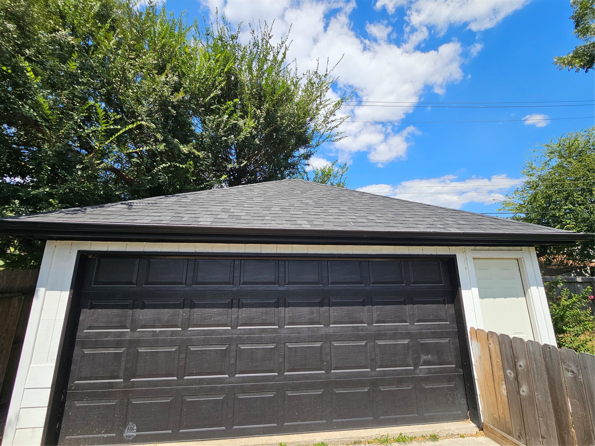 5706 Rutherglenn Drive Houston, TX 77096 - Photo 33 of 45 a view of entryway