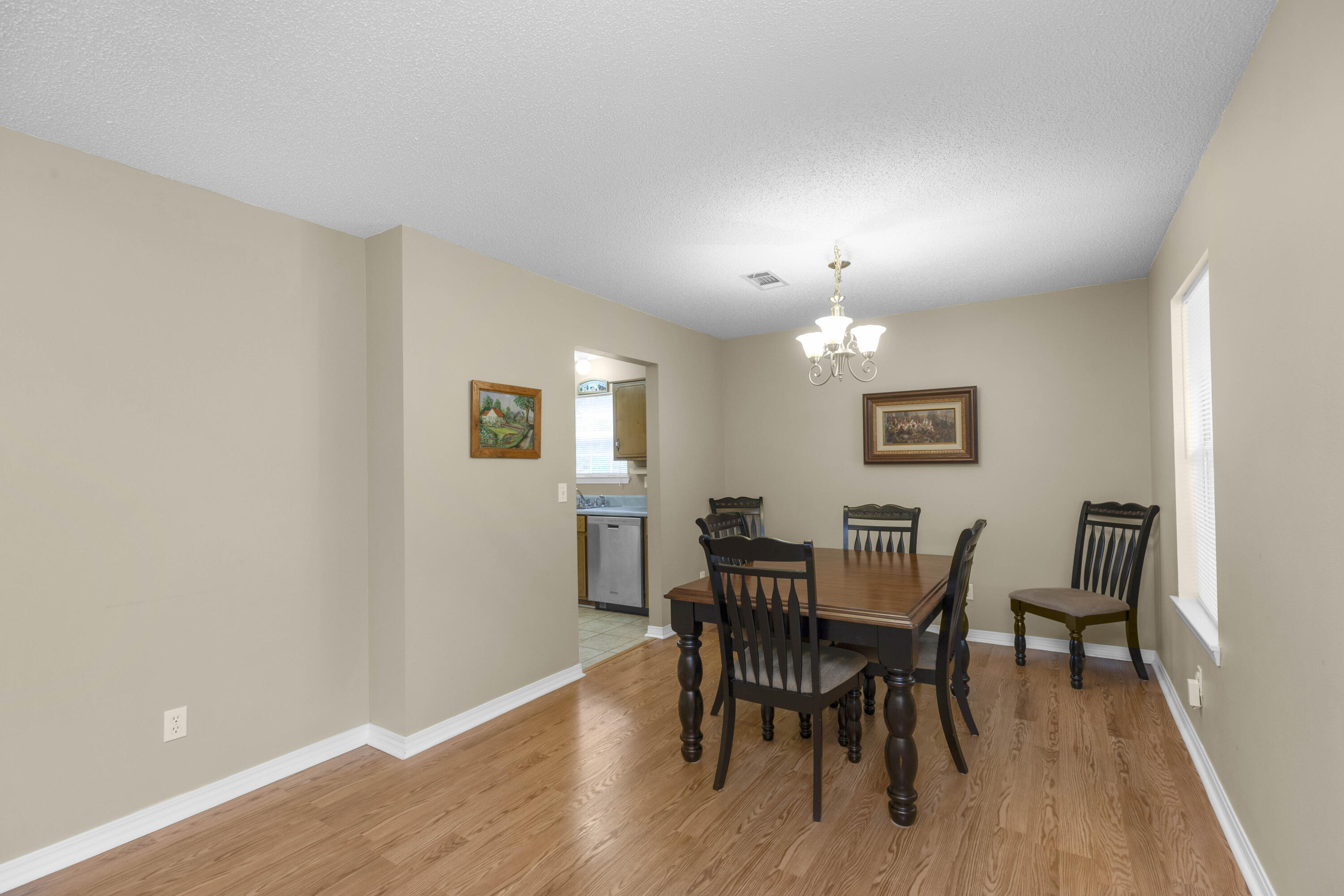 4482 Rainbird Rise Road Crestview, FL 32539 - Photo 12 of 49 147A2913