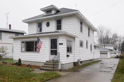 418 Elm Street Three Rivers, MI 49093 - Photo 1 of 22 Primary Photo