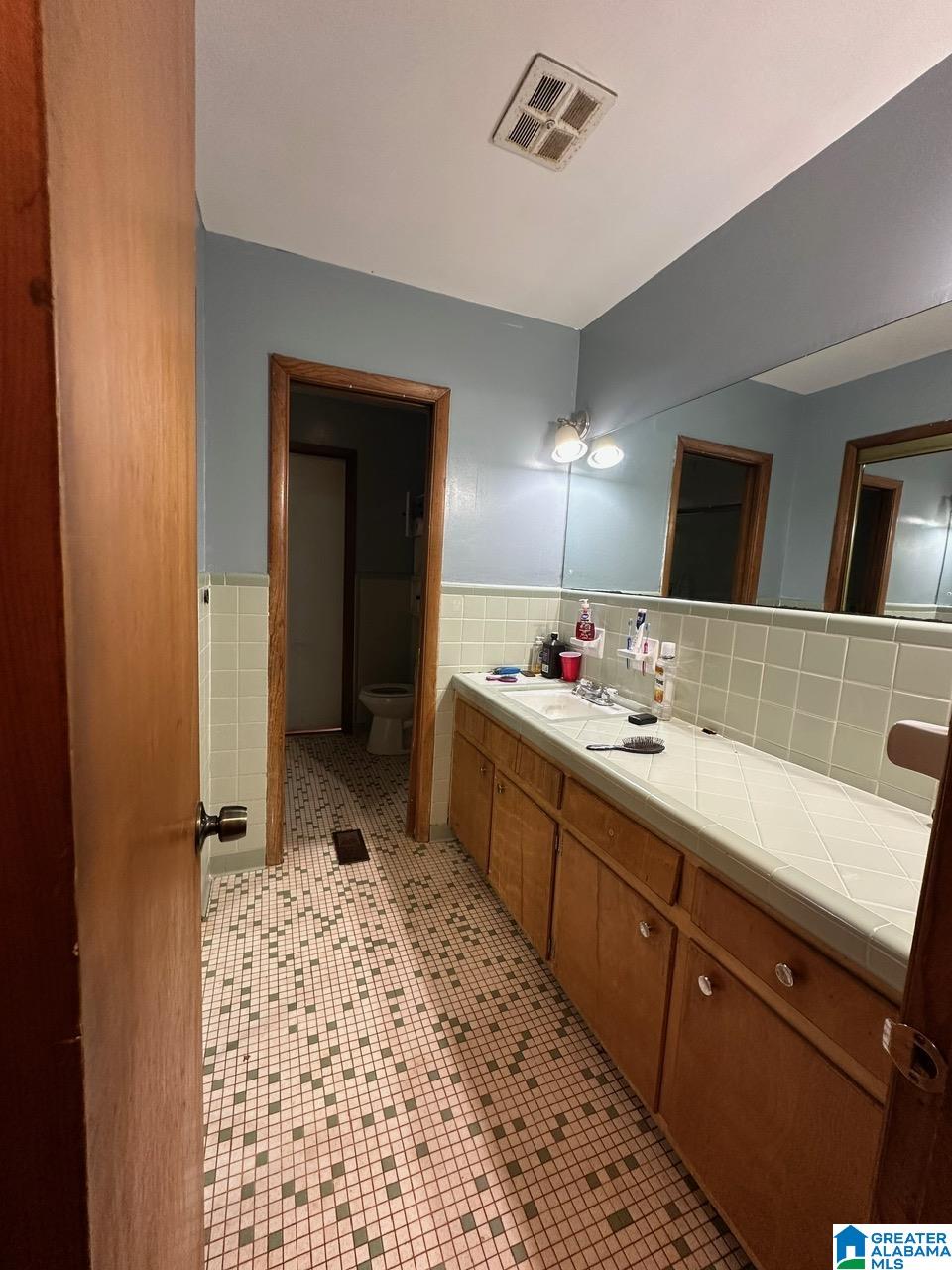 3037 Wenonah Road Southwest Birmingham, AL 35211 - Photo 6 of 12
