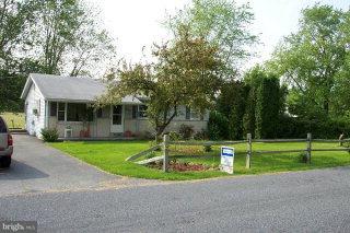 148 Wickersham Road Bainbridge, PA 17502 - Photo 3 of 5 Gallery Image 3