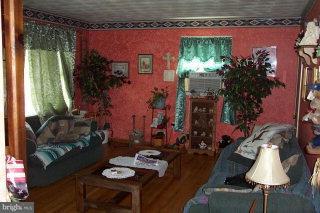 148 Wickersham Road Bainbridge, PA 17502 - Photo 4 of 5 Gallery Image 4