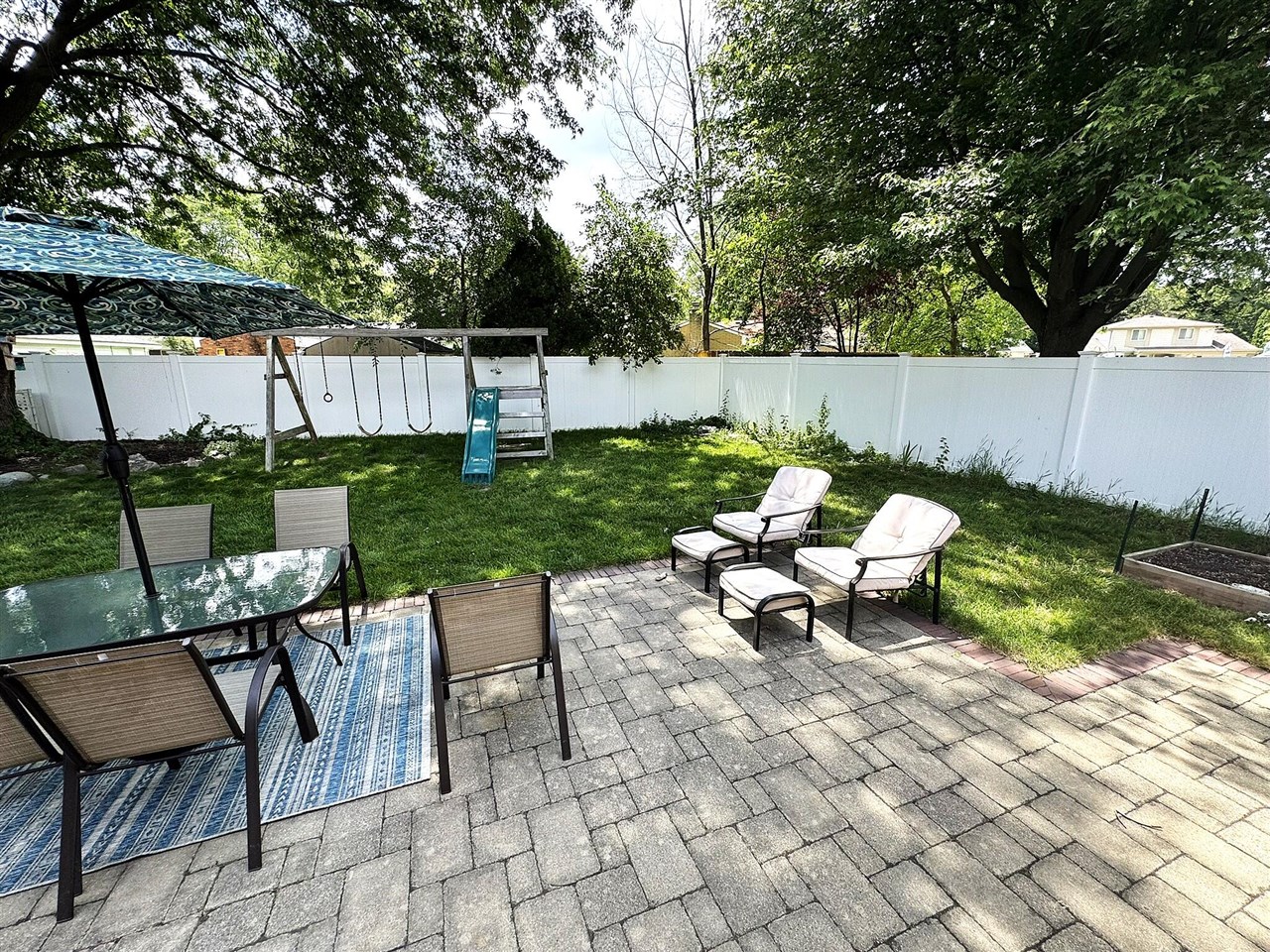 39889 Coronation Road Canton, MI 48188 - Photo 8 of 51