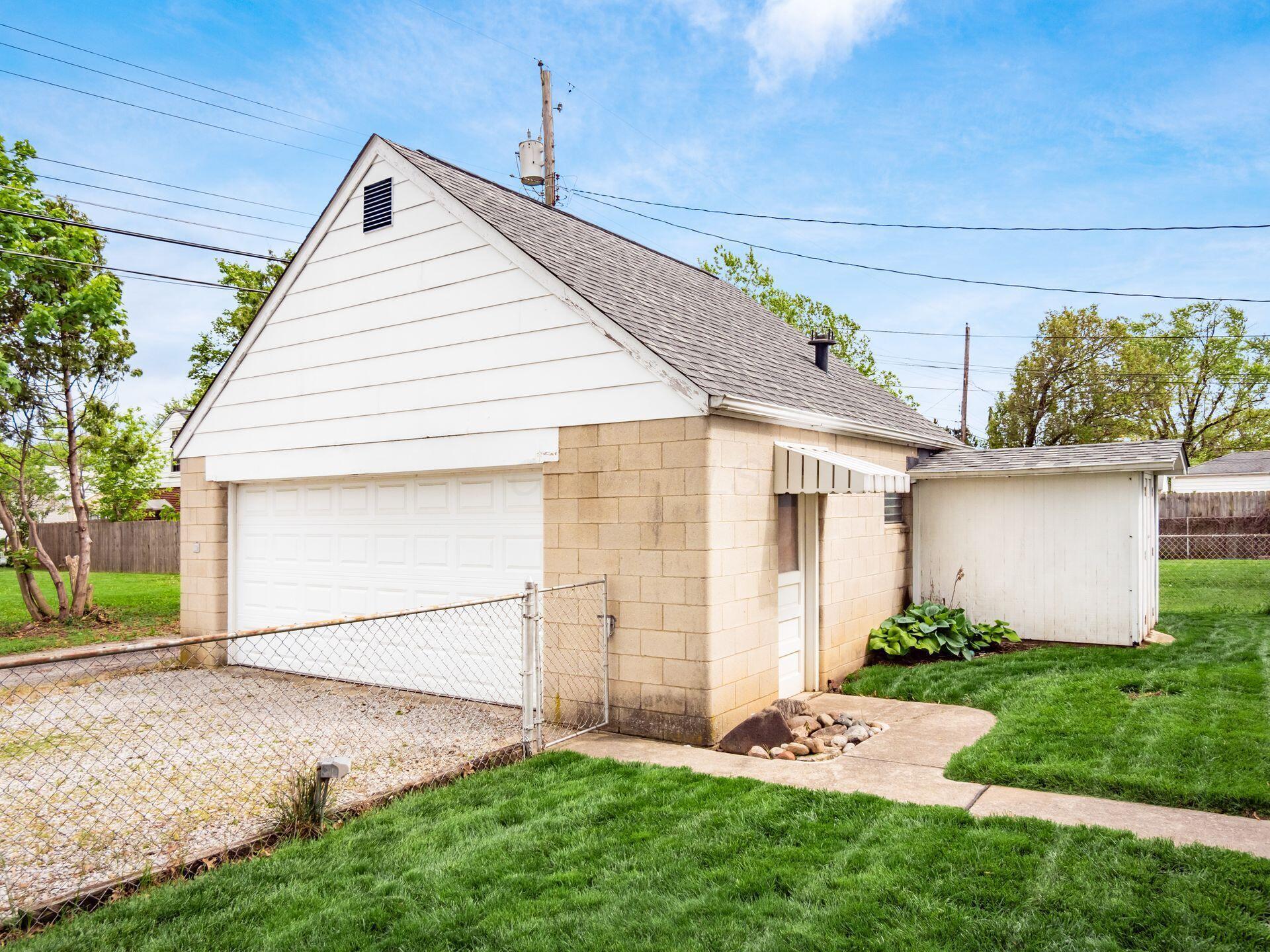 194 Demorest Road Columbus, OH 43204 - Photo 45 of 45 042_ Rd Columbus OH 43204 USA