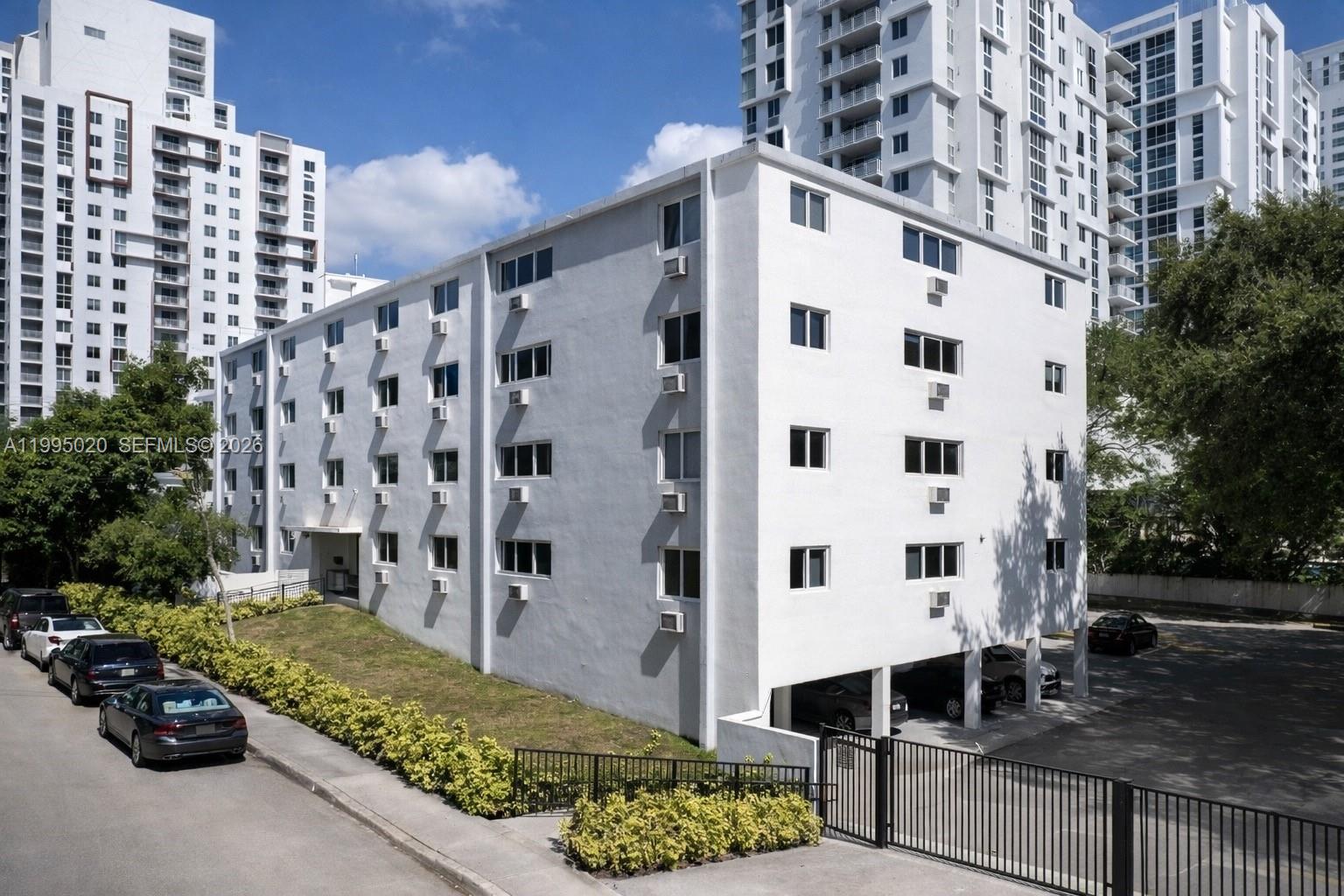 143 Southwest 9th Street, Unit 105 Miami, FL 33130 - Photo 2 of 20 a building view with outdoor space
