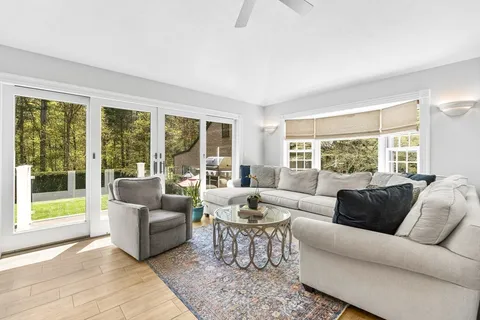 $1,699,000 | 39 Church Street, Unit 39, Weston, MA 02493