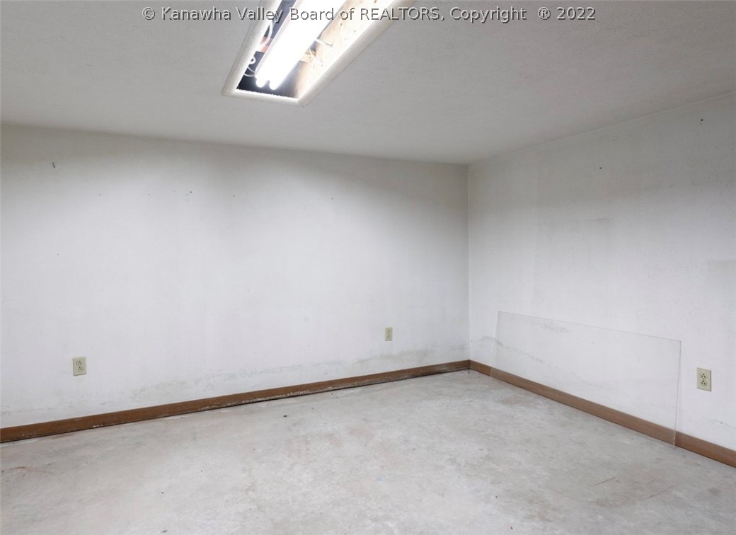 4351 State Rte 34 South Hurricane, WV 25526 - Photo 16 of 21 Gallery Image 16