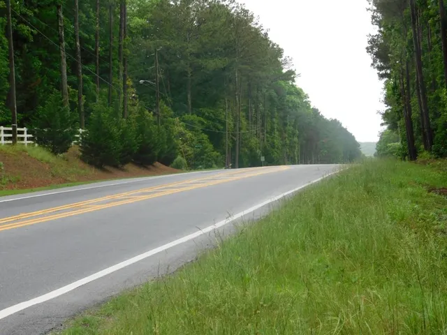 $708,600 | 0 Hwy 20, White, GA 30184