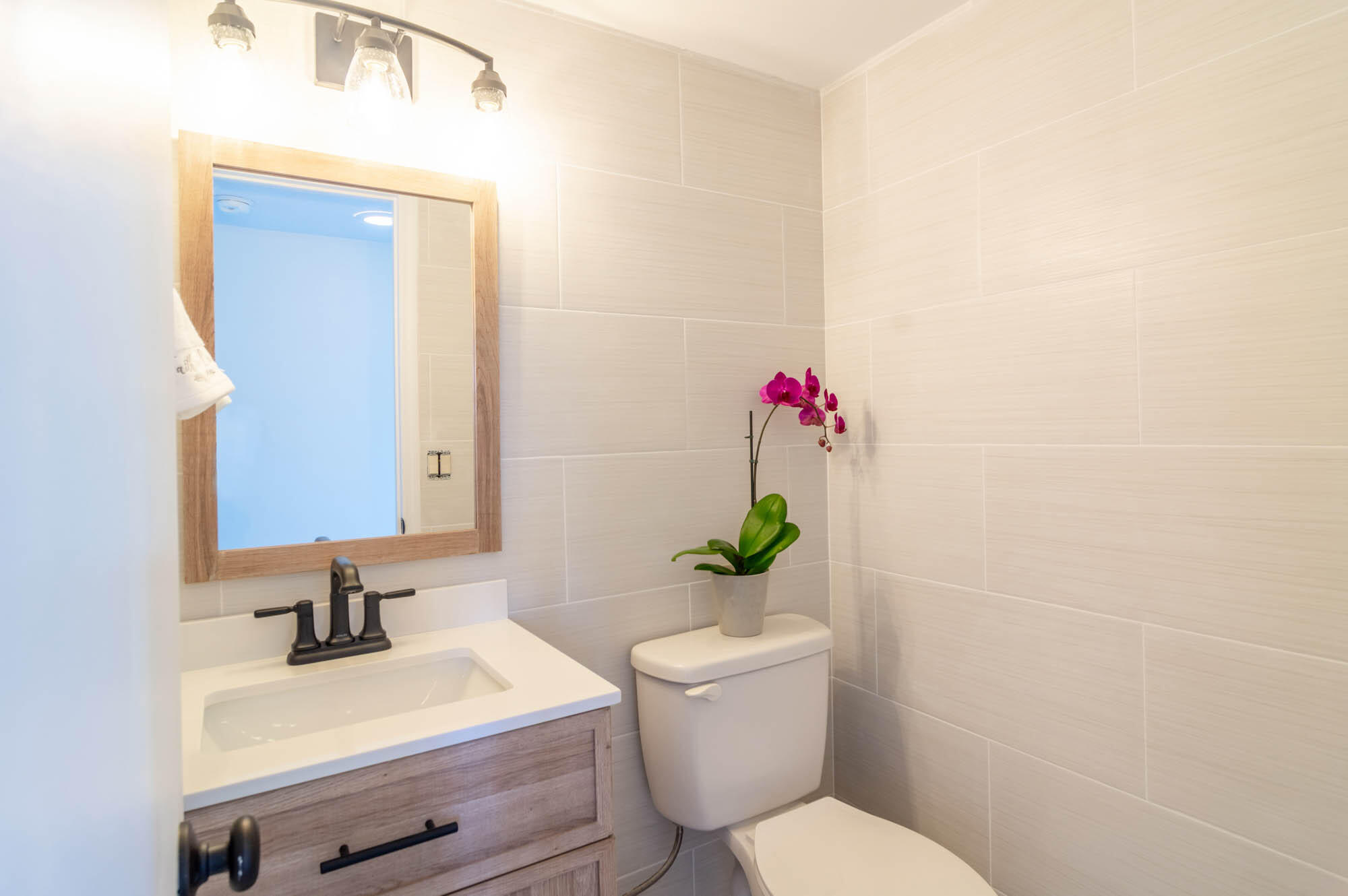 9259 Southeast Riverfront Terrace, Unit L Tequesta, FL 33469 - Photo 11 of 27 _IMG0006