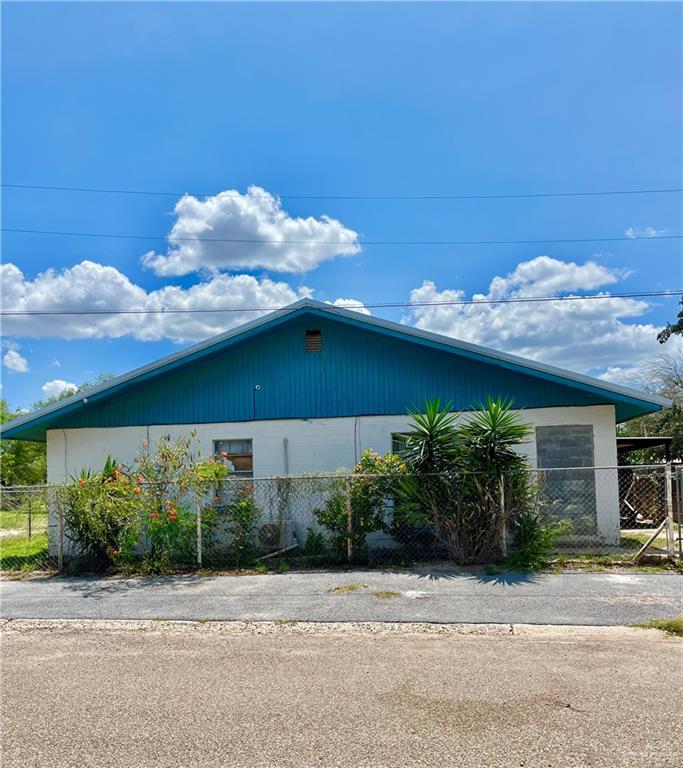 312 South Lee Street Rio Grande City, TX 78582 - Photo 1 of 13